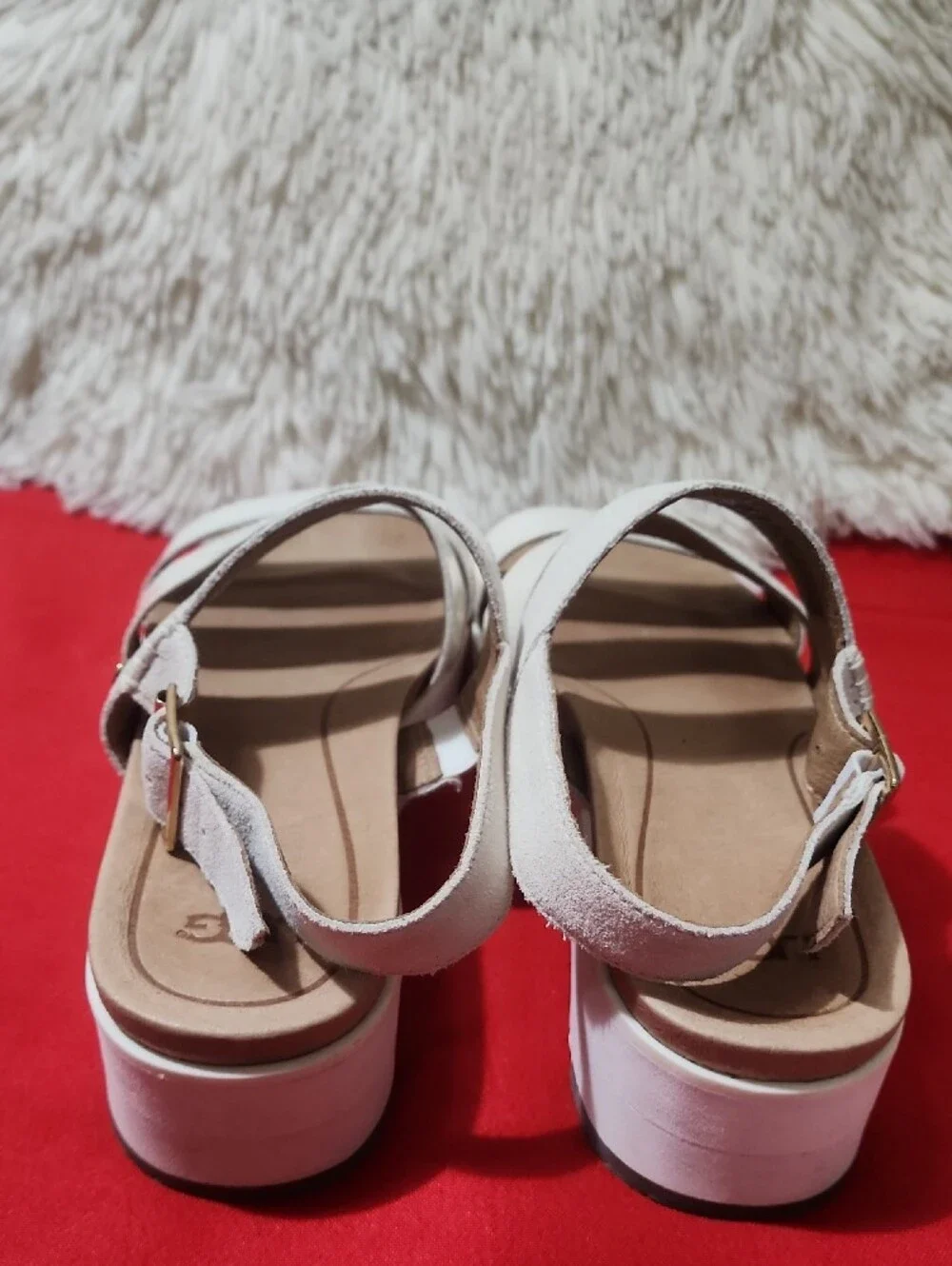 UGG BRAELYNN Women’s White Triple-Strap Platform Sandals